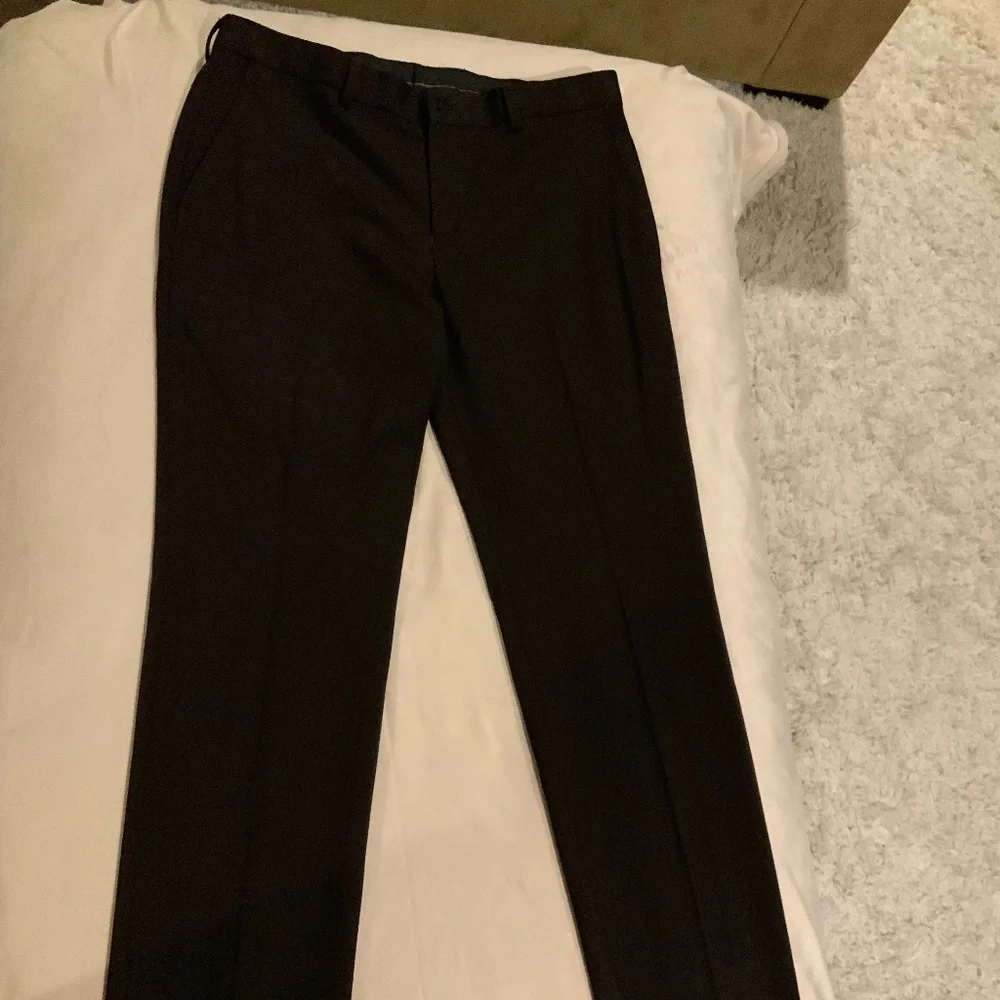 INC Men’s Suit  Jacket and Pants: Jacket Sz M, Pants W 32, L 32 Deep Purple